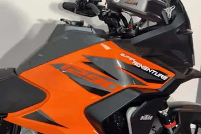 KTM 1290 Super Adventure S (2022) thumbnail 3
