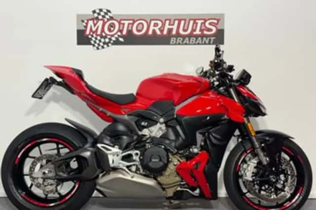 Ducati Streetfighter V4 (2025) thumbnail 1