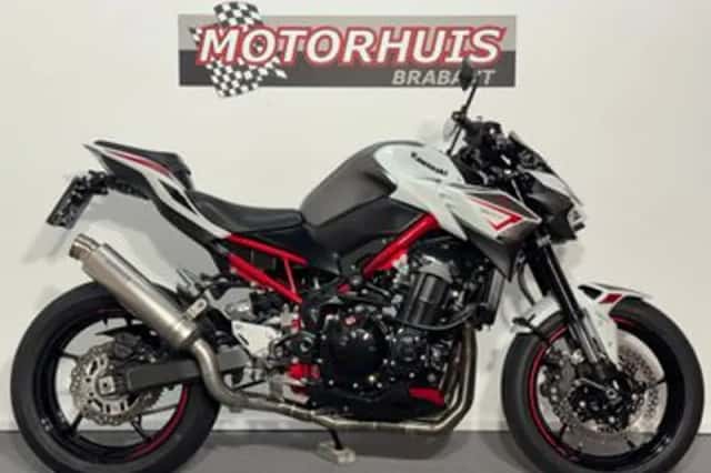 Kawasaki Z900 (2022) thumbnail 1