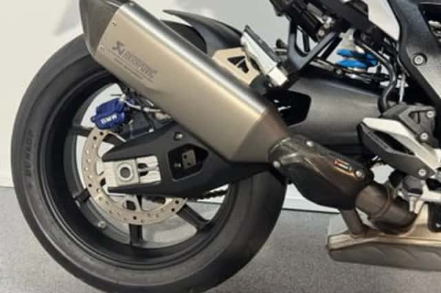 BMW M 1000 XR (2025) thumbnail 3