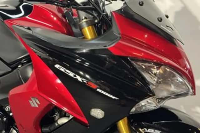 Suzuki GSX S 1000F (2015) thumbnail 5