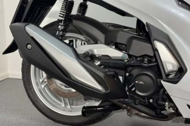 Honda SH 350I (2021) thumbnail 2