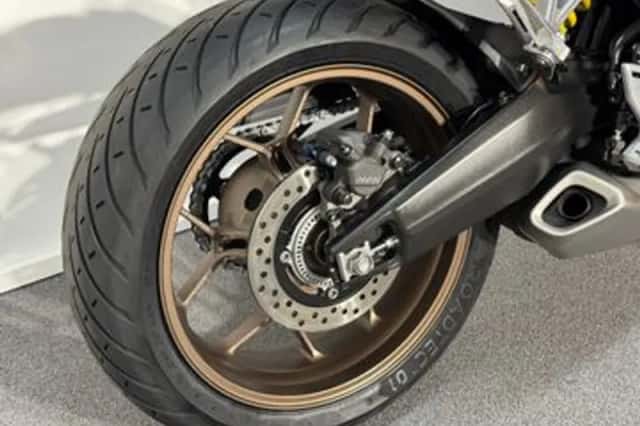 Honda CB650R (2019) thumbnail 6