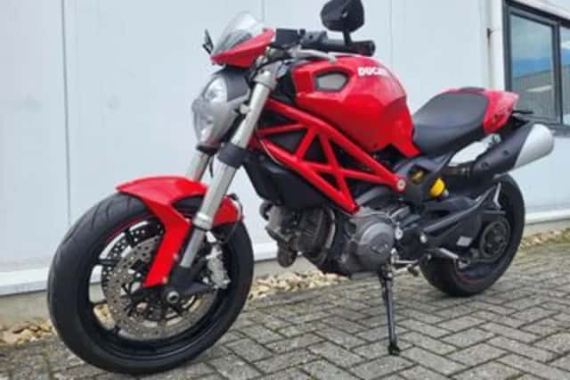 Ducati 796 Monster (2013) thumbnail 3