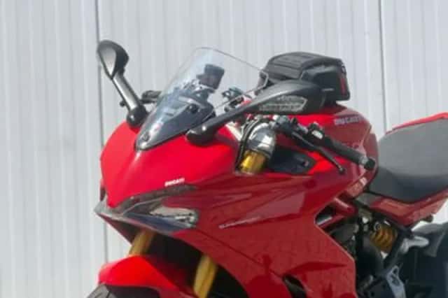 Ducati Supersport S (2017) thumbnail 5