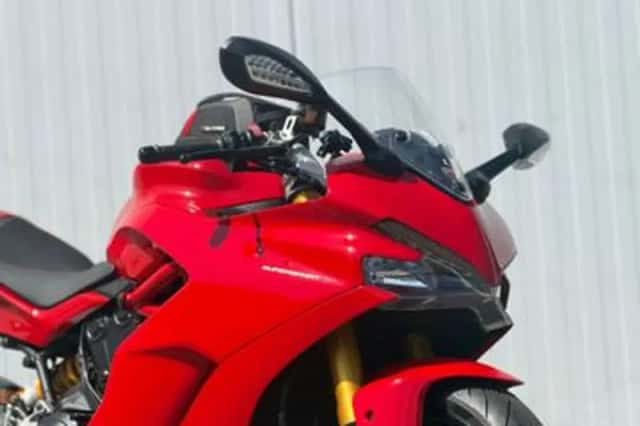 Ducati Supersport S (2017) thumbnail 6