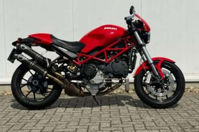 Ducati M S4R (2007) thumbnail 2