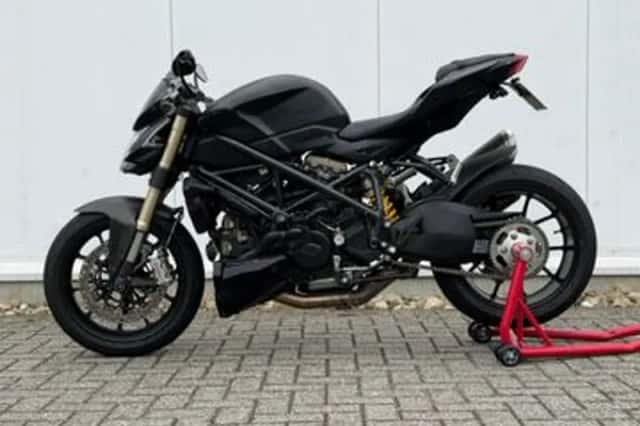 Ducati Streetfighter 848 (2012) thumbnail 1