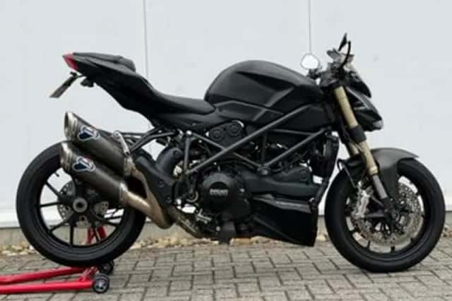 Ducati Streetfighter 848 (2012) thumbnail 2