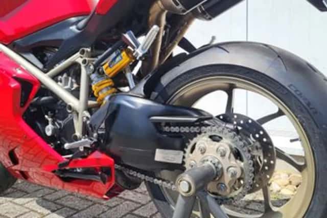 Ducati 1198 S (2009) thumbnail 4
