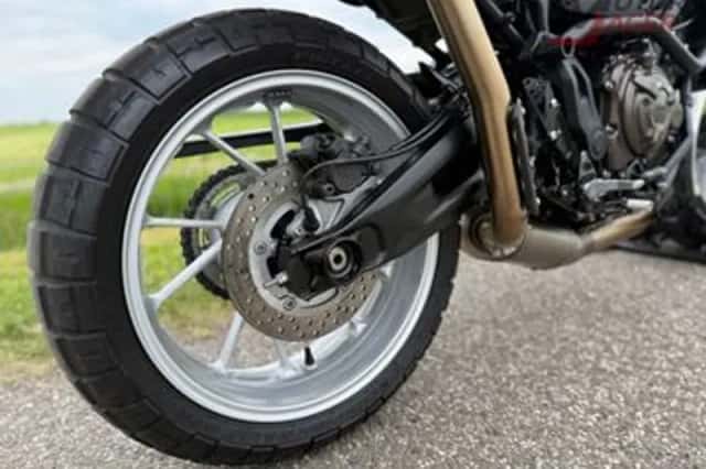 Yamaha XSR700 (2022) thumbnail 6
