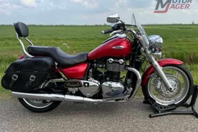 Triumph Thunderbird (2010) thumbnail 2