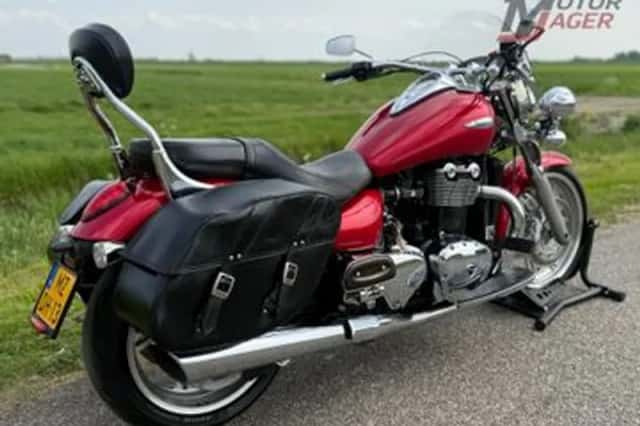 Triumph Thunderbird (2010) thumbnail 3