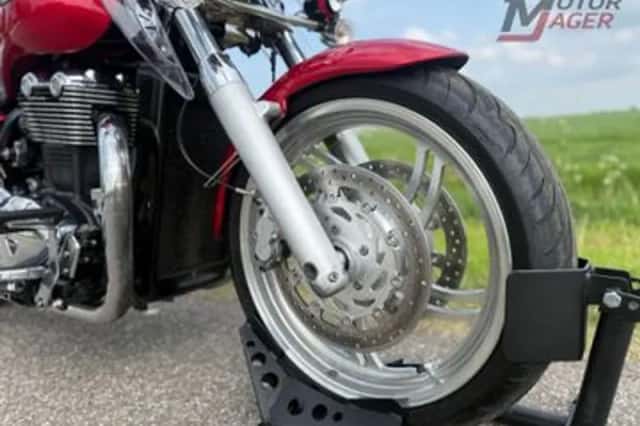Triumph Thunderbird (2010) thumbnail 6