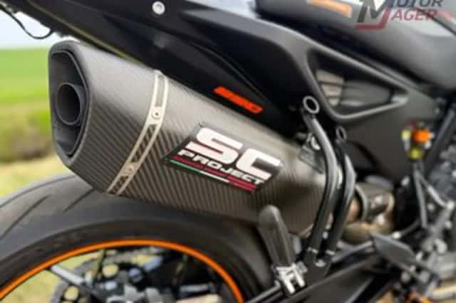 KTM 890 Duke (2021) thumbnail 6