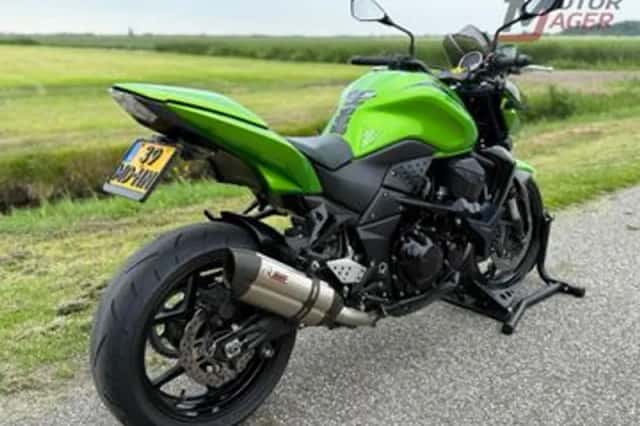 Kawasaki Z 750R (2014) thumbnail 3