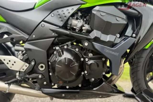 Kawasaki Z 750R (2014) thumbnail 5
