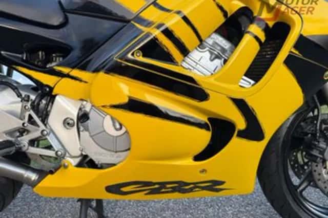 Honda CBR600F (1997) thumbnail 5