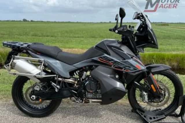 KTM 890 Adventure (2022) thumbnail 4