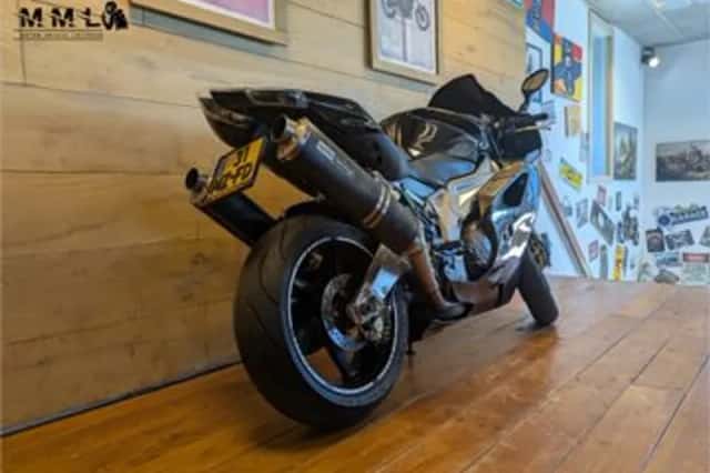 Aprilia RSV Mille (2007) thumbnail 5