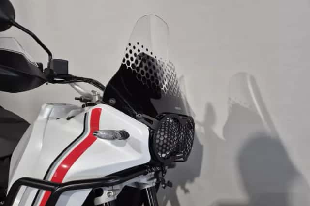 Ducati DesertX (2024) thumbnail 2
