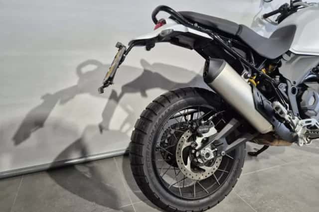 Ducati DesertX (2024) thumbnail 6