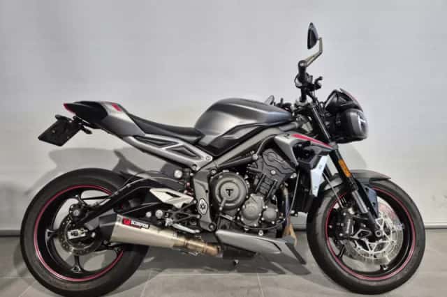 Triumph Street Triple R (2022) thumbnail 1