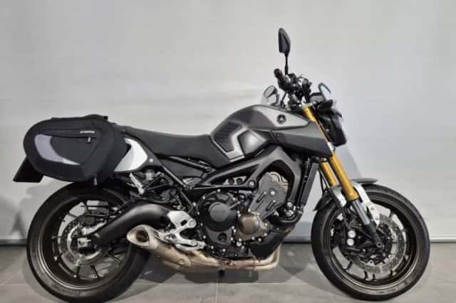 Yamaha MT-09 Sport Tracker (2016) thumbnail 1
