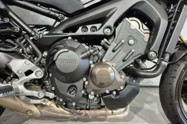Yamaha MT-09 Sport Tracker (2016) thumbnail 4