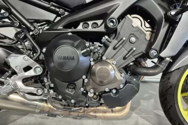 Yamaha MT-09 (2018) thumbnail 5