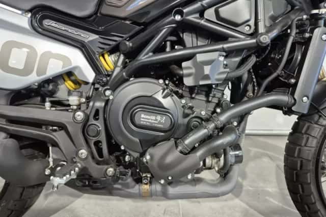 Benelli Leoncino 800 Trail (2022) thumbnail 4