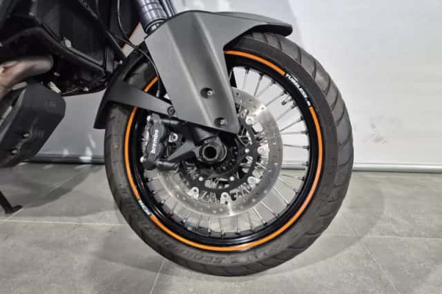 KTM 1190 Adventure (2015) thumbnail 3