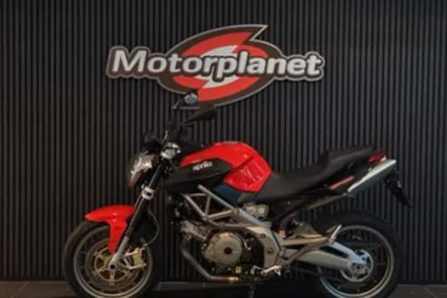 Aprilia SL 750 Shiver (2011) thumbnail 2