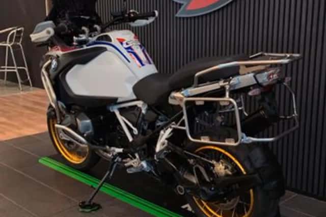 BMW R 1250 GS Adventure (2022) thumbnail 3
