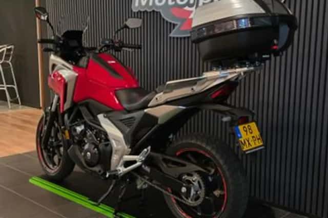 Honda NC750X (2021) thumbnail 3
