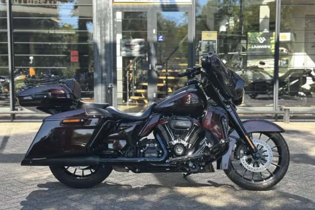 Harley-Davidson Cvo Street Glide (2019) thumbnail 5