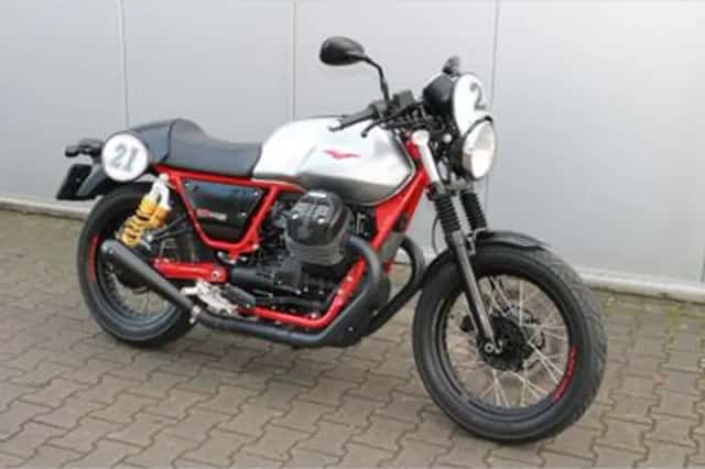 Moto Guzzi V7 III Racer (2020) thumbnail 2