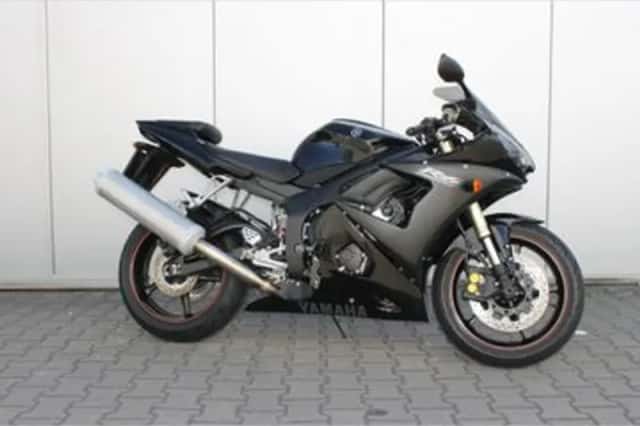 Yamaha YZF-R6 (2005) thumbnail 1