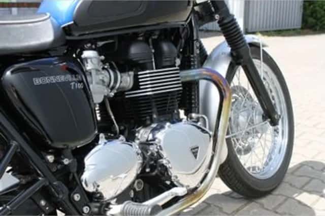 Triumph Bonneville T100 (2015) thumbnail 5