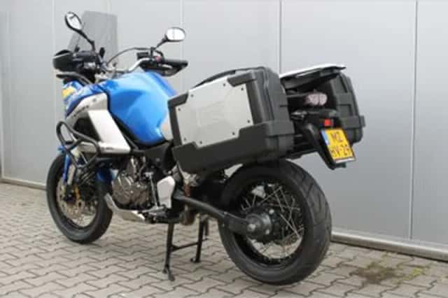 Yamaha XT 1200 Z Super Tenere (2011) thumbnail 6