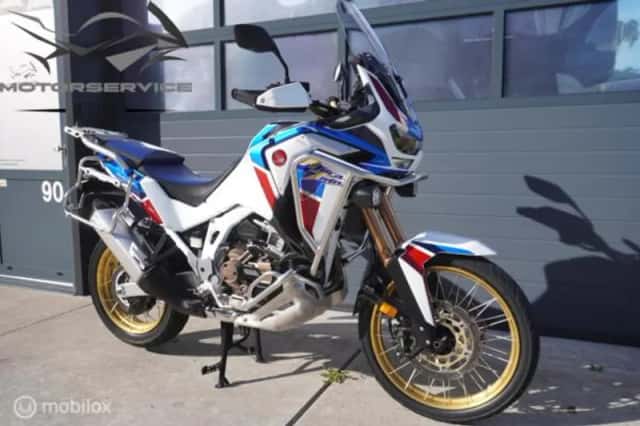 Honda Africa Twin (2020) thumbnail 3
