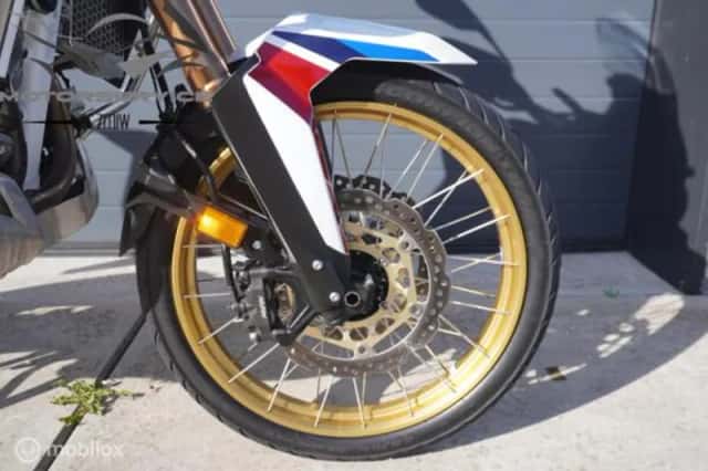 Honda Africa Twin (2020) thumbnail 4