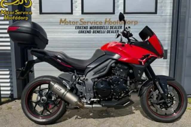 Triumph Tiger 1050 Sport (2013) thumbnail 1