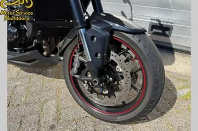Triumph Tiger 1050 Sport (2013) thumbnail 2