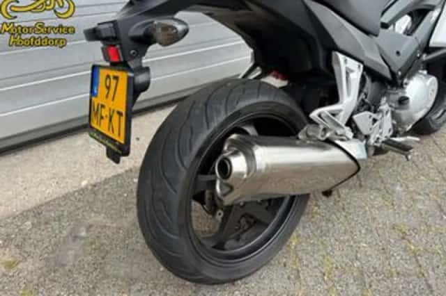 Honda VFR 800 X Crossrunner (2014) thumbnail 2