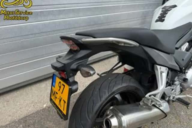 Honda VFR 800 X Crossrunner (2014) thumbnail 3