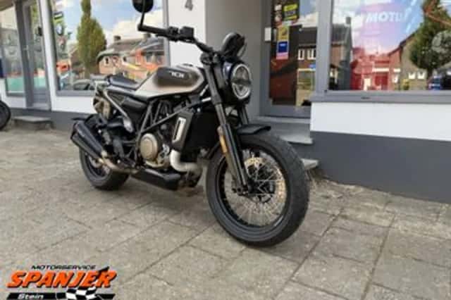Husqvarna Svartpilen 701 (2019) thumbnail 2