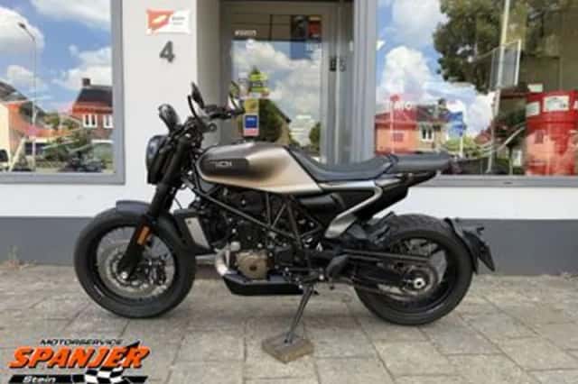Husqvarna Svartpilen 701 (2019) thumbnail 4