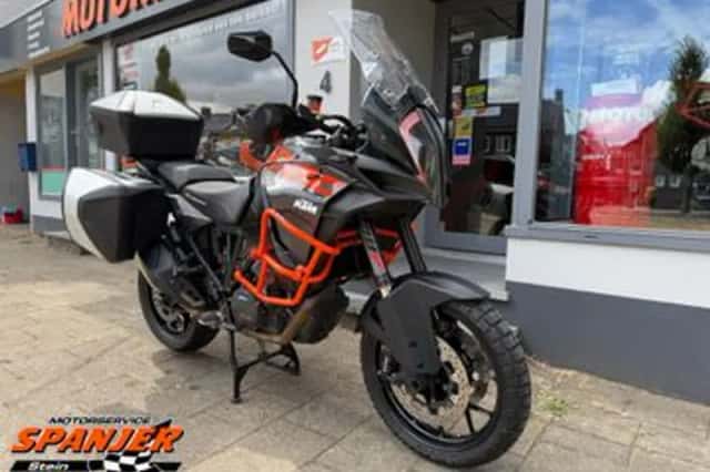 KTM 1290 Super Adventure S (2018) thumbnail 2