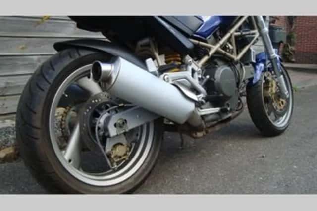 Ducati M 750 (1999) thumbnail 5
